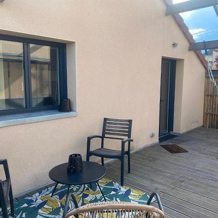 Loft Avec Terrasse Pour 4 Pers A 3Km Du Circuit Avec Garage Au Calme Lägenhet Le Mans Exteriör bild