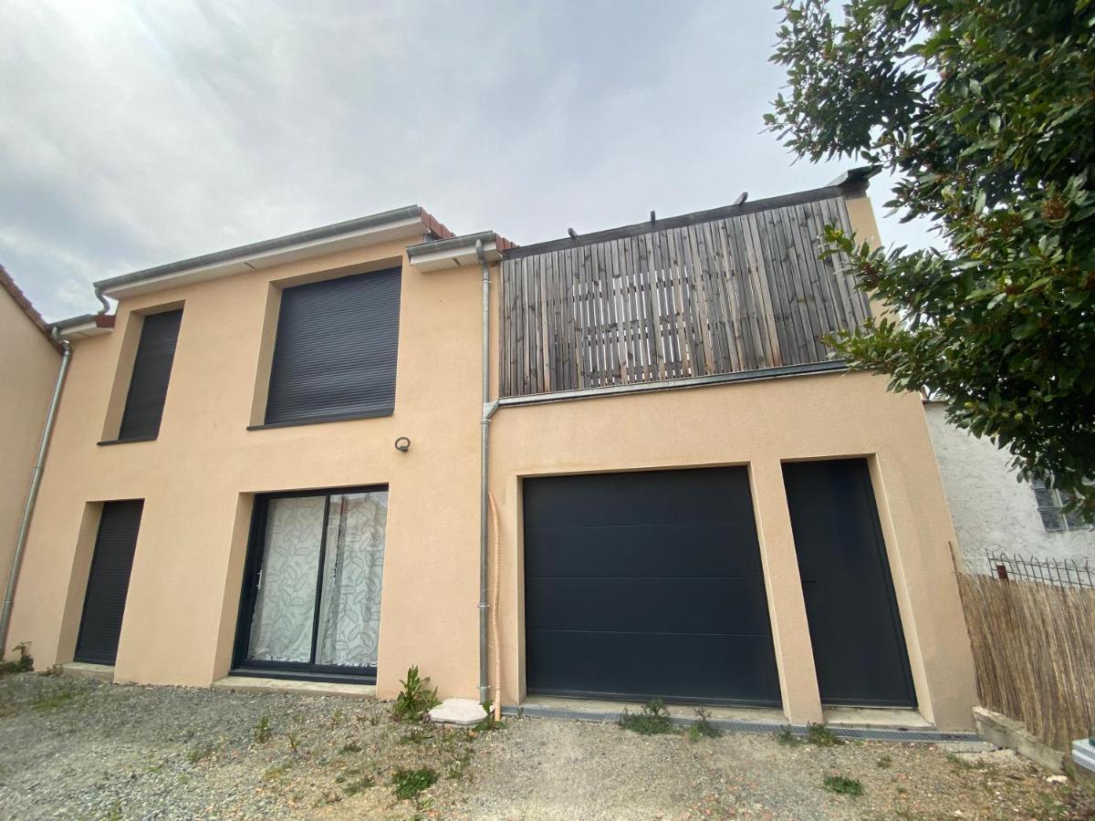 Loft Avec Terrasse Pour 4 Pers A 3Km Du Circuit Avec Garage Au Calme Lägenhet Le Mans Exteriör bild